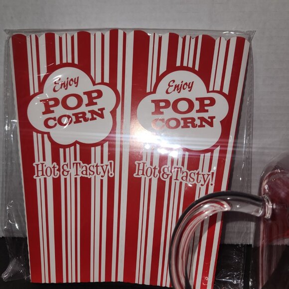 Glass Microwave Popcorn Popper by Sharper Image with Package of Paper Bags - Picture 4 of 5